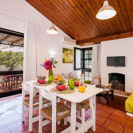 Casas Barulho - Jacaranda A8